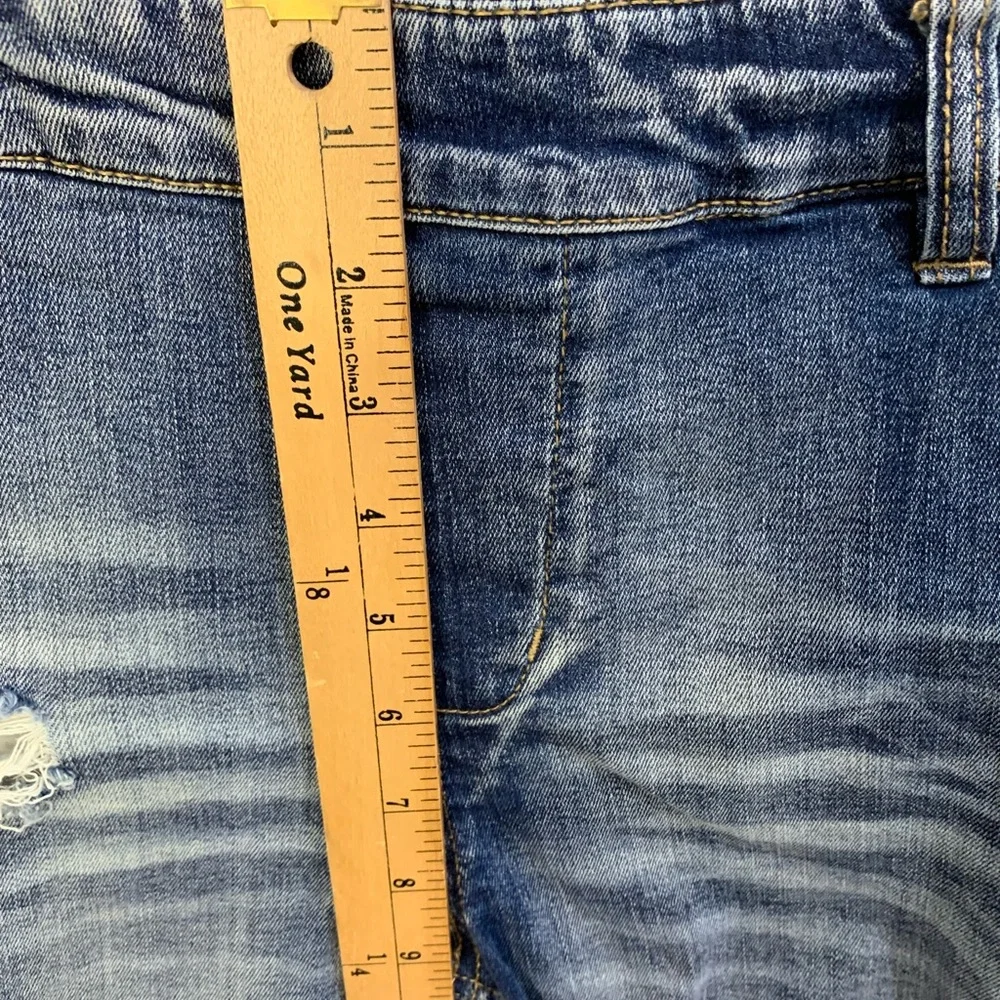 Overalls Blue Distressed Denim Junior’s Size 9 Rugged Worn in Look Outdoors 90s